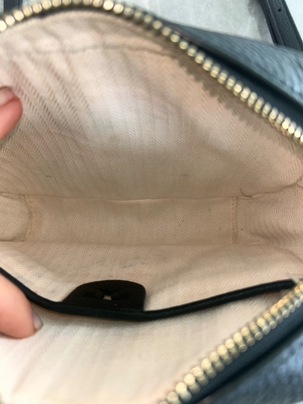 Tory Burch Black Pebbled Leather Crossbody - Picture 9 of 10